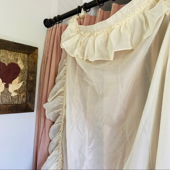 Vtg Cottage Core Curtain Panels - Picture 4 of 5